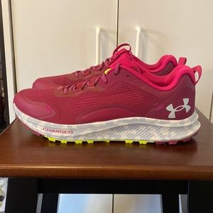 Under Armour Sneakers